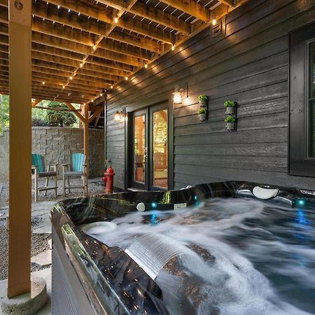 Lux Mtn Cabin Hot Tub, Fire Pit, Game Room 3Bd Franklin Eksteriør billede