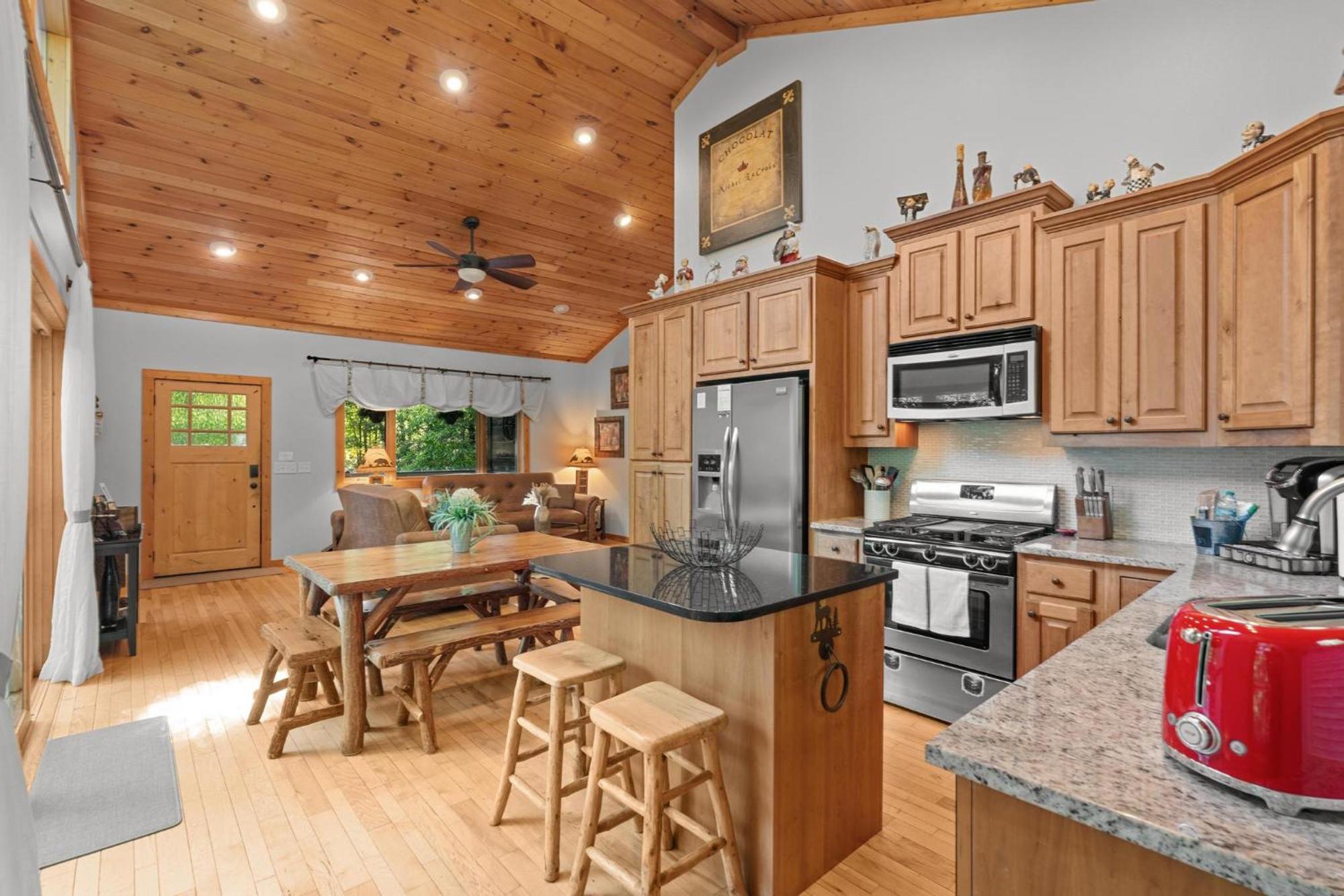 Lux Mtn Cabin Hot Tub, Fire Pit, Game Room 3Bd Franklin Eksteriør billede